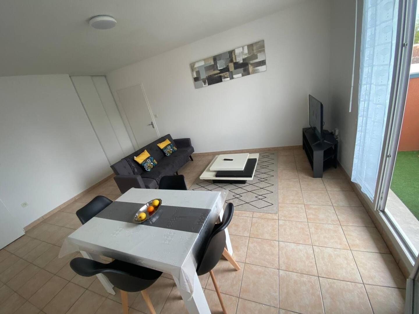 Appartement Proche Du Centre Béthune Exteriér fotografie